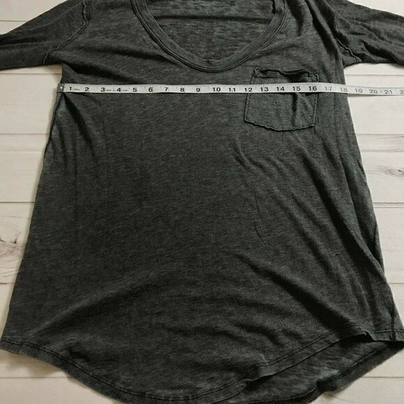 We The Free Womens Gray Pullover Top Size Medium - Picture 7 of 8
